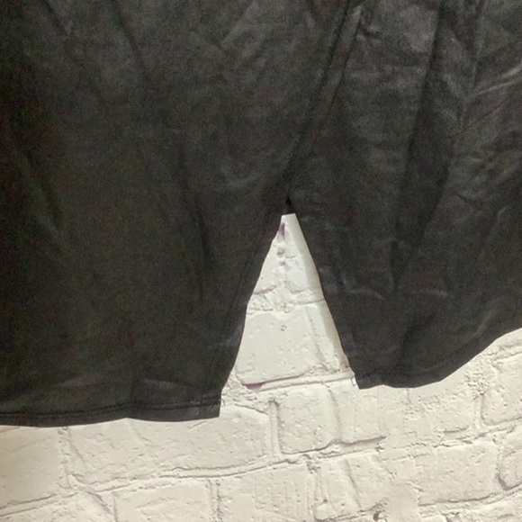 HANNAH black stripe split back top - Picture 5 of 7